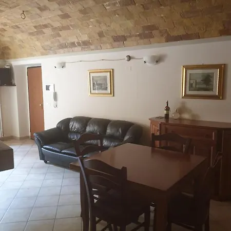 Il Cortile Di Federico